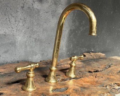 3 Hole Unlacquered Brass Bathroom Faucet