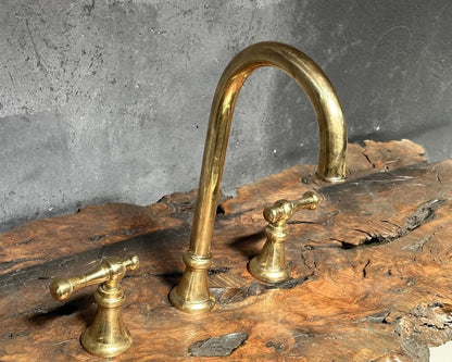 3 Hole Unlacquered Brass Bathroom Faucet