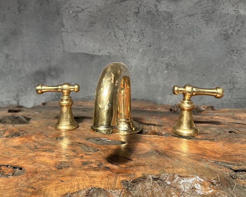 Brass Deck Mounted Sink Faucet