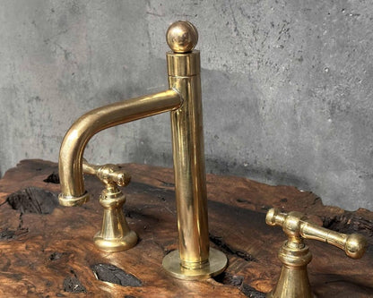 Brass Victorian Bathroom Faucet