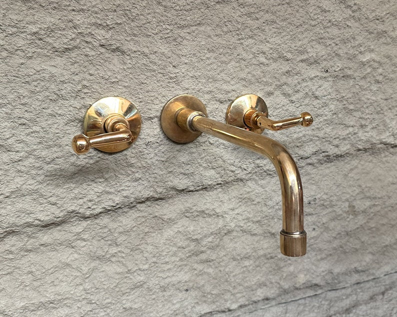 Brass Tap bathroom Wall mounted Faucet with lever handles