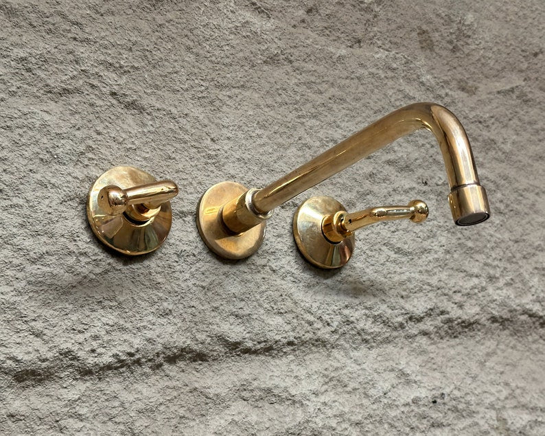 Brass Tap bathroom Wall mounted Faucet with lever handles