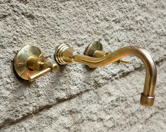 Solid Brass Wall Mounted Faucet